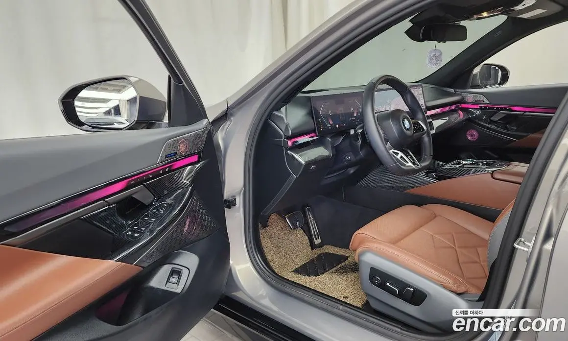 BMW 5 серия 2025 2.0 автомат (гидро), фото 13