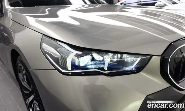 BMW 5 серия 2025 2.0 автомат (гидро), миниатюра 8