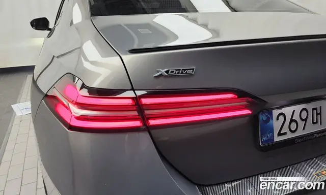 BMW 5 серия 2025 2.0 автомат (гидро), миниатюра 9