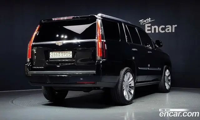 Cadillac Escalade 2020 6.2 автомат (гидро), миниатюра 2 Cadillac Escalade 2020 6.2 автомат (гидро), миниатюра 2