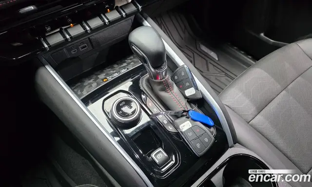 Chevrolet Colorado 2023 2.7 автомат (гидро), миниатюра 12