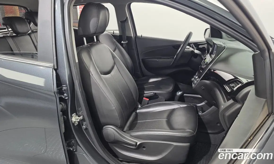 Chevrolet Spark 2017 1.0 автомат (гидро), фото 12 Chevrolet Spark 2017 1.0 автомат (гидро), фото 12