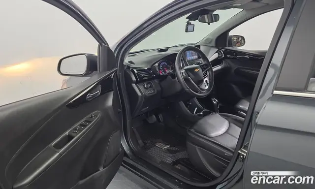 Chevrolet Spark 2017 1.0 автомат (гидро), миниатюра 10 Chevrolet Spark 2017 1.0 автомат (гидро), миниатюра 10