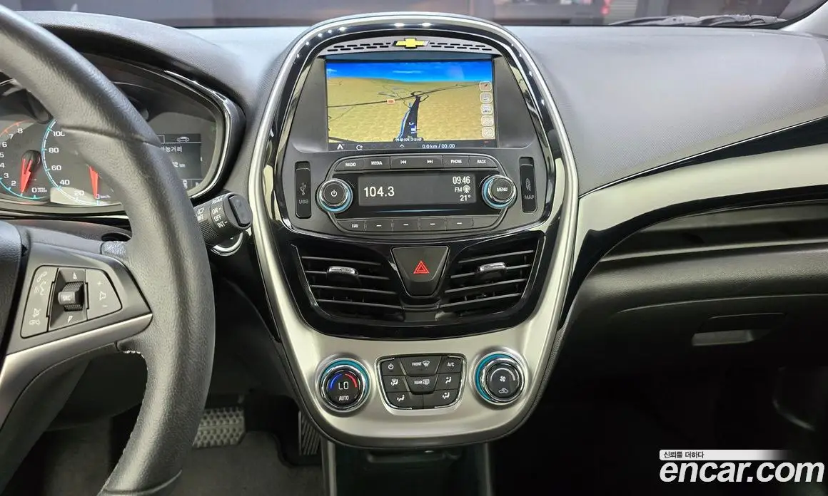 Chevrolet Spark 2018 1.0 автомат (гидро), фото 20