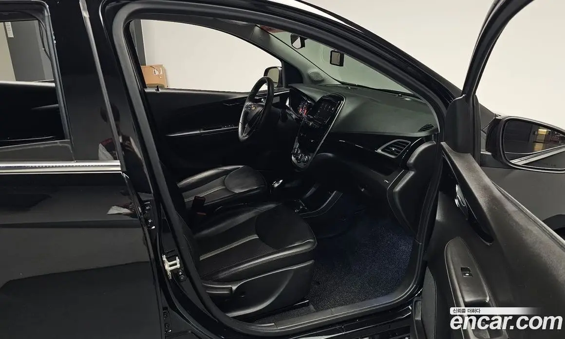 Chevrolet Spark 2019 1.0 автомат (гидро), фото 16 Chevrolet Spark 2019 1.0 автомат (гидро), фото 16
