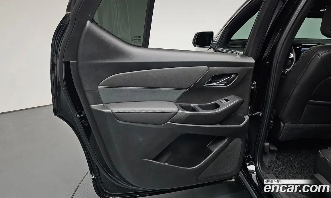Chevrolet Traverse 2023 3.6 автомат (гидро), фото 15