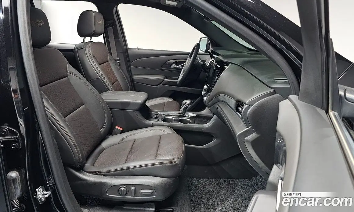 Chevrolet Traverse 2023 3.6 автомат (гидро), фото 16