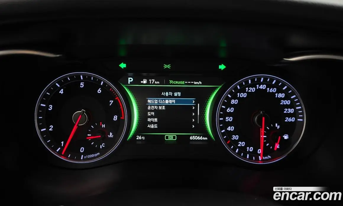 Genesis G70 2017 2.0 автомат (гидро), фото 11 Genesis G70 2017 2.0 автомат (гидро), фото 11