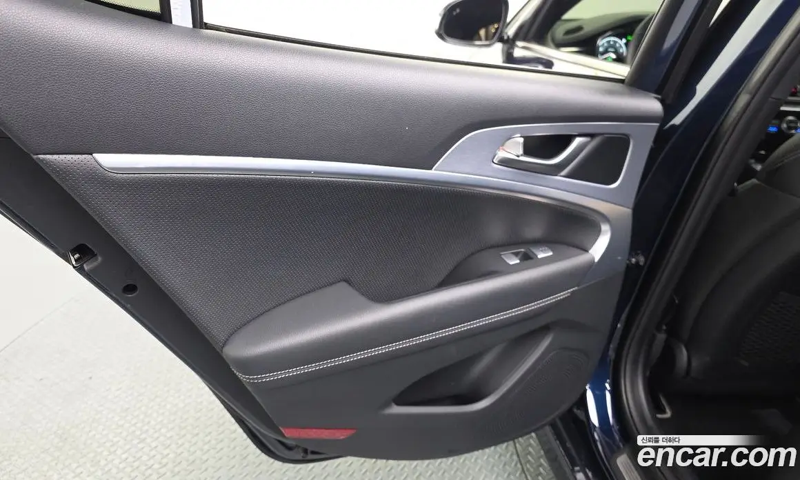 Genesis G70 2019 3.3 автомат (гидро), фото 15 Genesis G70 2019 3.3 автомат (гидро), фото 15