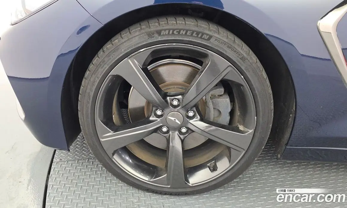 Genesis G70 2019 3.3 автомат (гидро), фото 5 Genesis G70 2019 3.3 автомат (гидро), фото 5