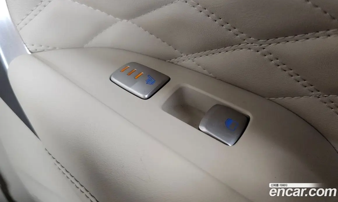 Genesis G70 2019 3.3 автомат (гидро), фото 18 Genesis G70 2019 3.3 автомат (гидро), фото 18