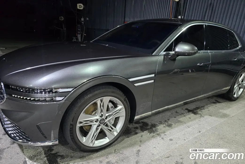 Genesis G90 2022 3.5 автомат (гидро), фото 1 Genesis G90 2022 3.5 автомат (гидро), фото 1