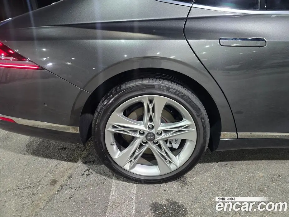 Genesis G90 2022 3.5 автомат (гидро), фото 17 Genesis G90 2022 3.5 автомат (гидро), фото 17