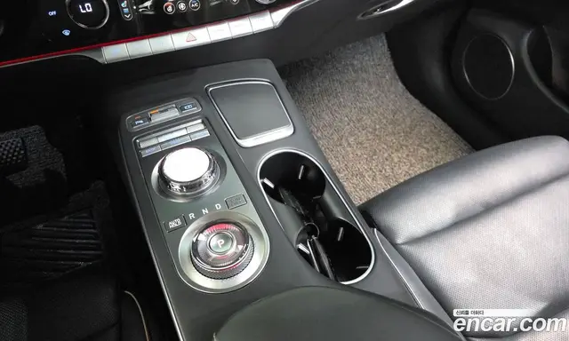 Genesis GV70 2021 2.5 автомат (гидро), миниатюра 9