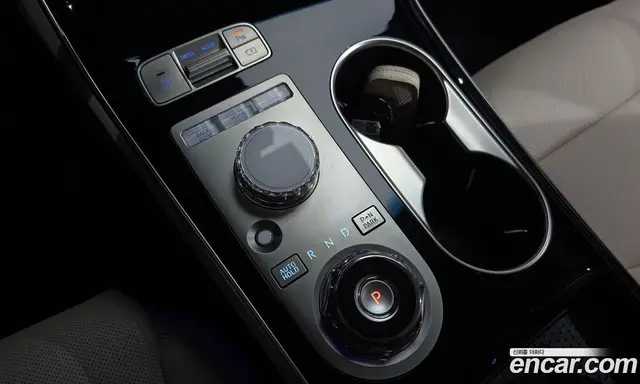 Genesis GV70 2024 2.5 автомат (гидро), миниатюра 11 Genesis GV70 2024 2.5 автомат (гидро), миниатюра 11