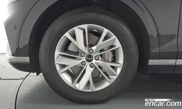 Genesis GV70 2024 2.5 автомат (гидро), миниатюра 4 Genesis GV70 2024 2.5 автомат (гидро), миниатюра 4