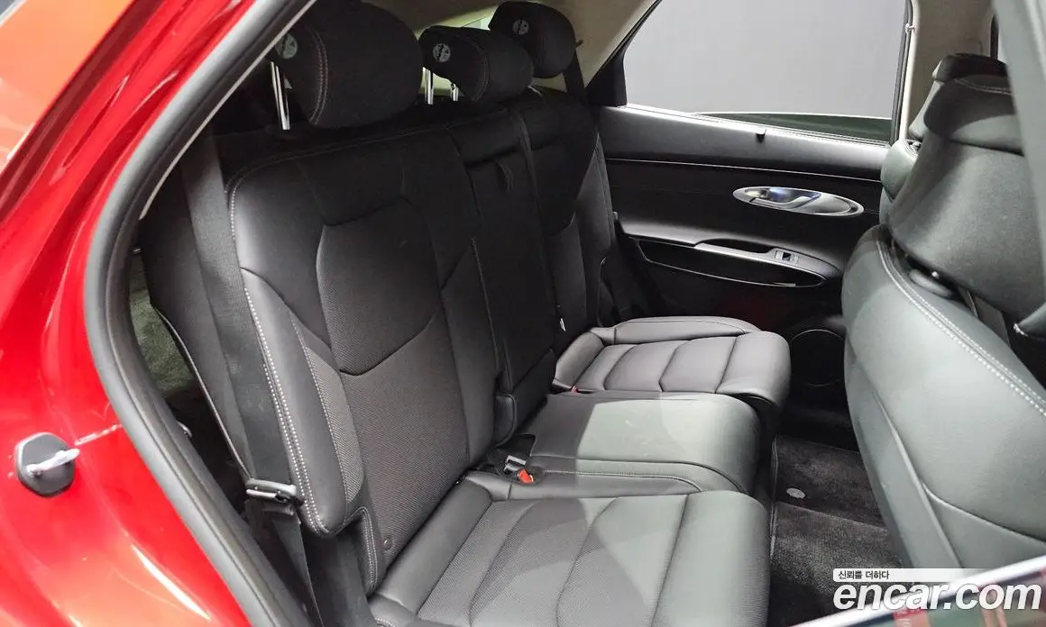 Genesis GV70 2024 2.5 автомат (гидро), фото 29 Genesis GV70 2024 2.5 автомат (гидро), фото 29