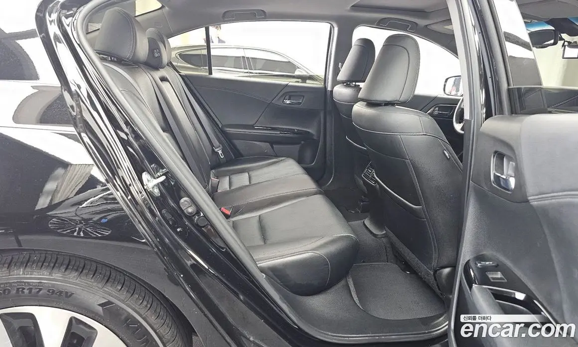 Honda Accord 2017 2.0 автомат (гидро), фото 12 Honda Accord 2017 2.0 автомат (гидро), фото 12
