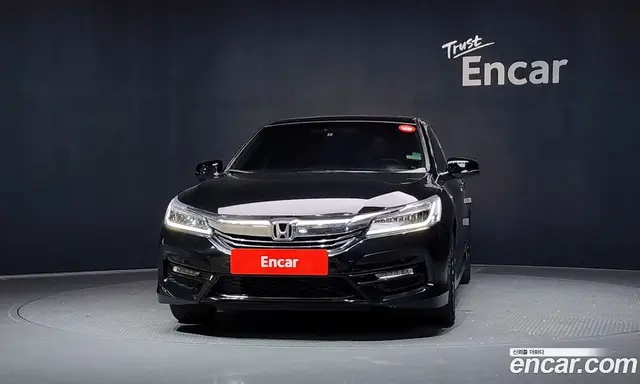 Honda Accord 2017 2.0 автомат (гидро), миниатюра 3 Honda Accord 2017 2.0 автомат (гидро), миниатюра 3