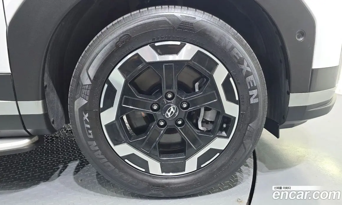 Hyundai Santa Fe 2023 2.5 автомат (гидро), фото 7 Hyundai Santa Fe 2023 2.5 автомат (гидро), фото 7