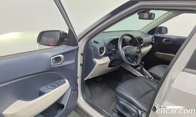 Hyundai Venue 2024 1.6 автомат (гидро), миниатюра 10