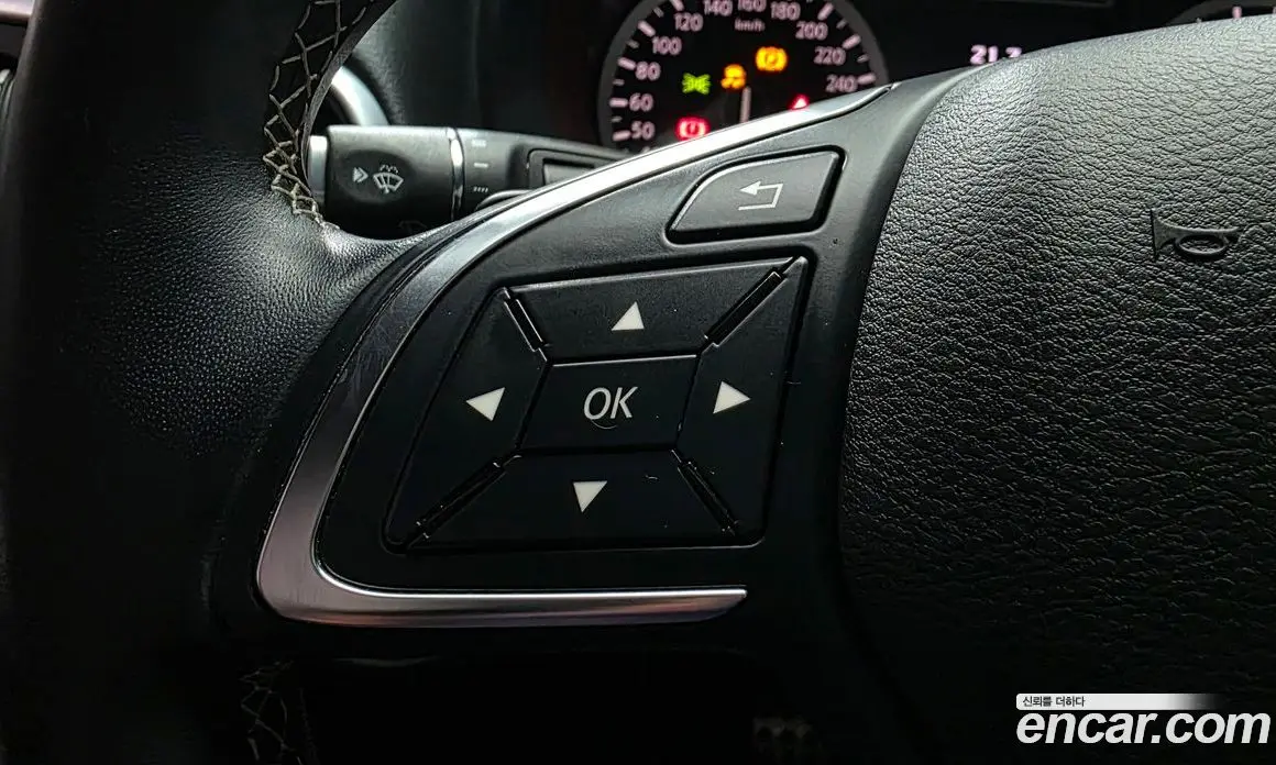 Infiniti Q30 2019 2.0 автомат (гидро), фото 29 Infiniti Q30 2019 2.0 автомат (гидро), фото 29