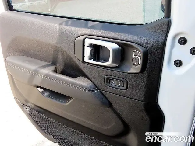 Jeep Wrangler 2023 2.0 автомат (гидро), миниатюра 11 Jeep Wrangler 2023 2.0 автомат (гидро), миниатюра 11