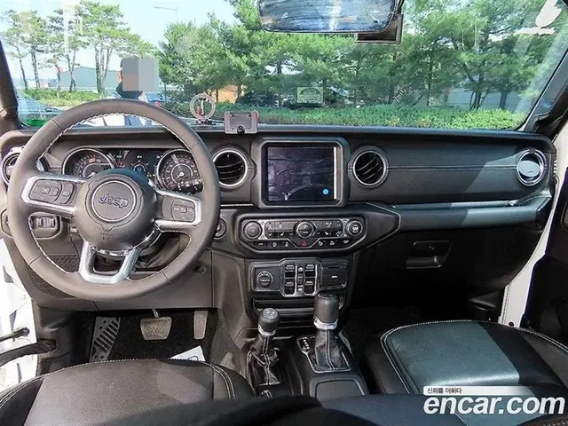 Jeep Wrangler 2023 2.0 автомат (гидро), миниатюра 7 Jeep Wrangler 2023 2.0 автомат (гидро), миниатюра 7