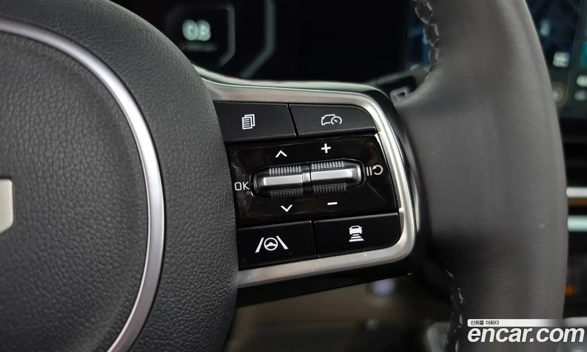 Kia Carnival 2024 2.2 автомат (гидро), фото 22 Kia Carnival 2024 2.2 автомат (гидро), фото 22