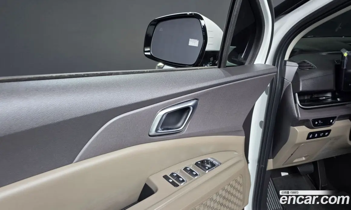 Kia Carnival 2024 2.2 автомат (гидро), фото 27 Kia Carnival 2024 2.2 автомат (гидро), фото 27