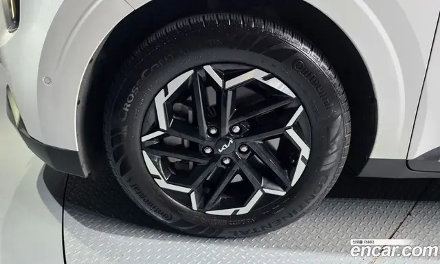 Kia Carnival 2024 2.2 автомат (гидро), миниатюра 5 Kia Carnival 2024 2.2 автомат (гидро), миниатюра 5