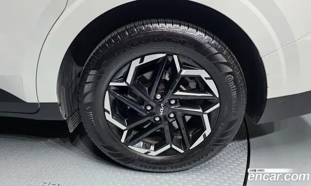 Kia Carnival 2024 2.2 автомат (гидро), миниатюра 7 Kia Carnival 2024 2.2 автомат (гидро), миниатюра 7