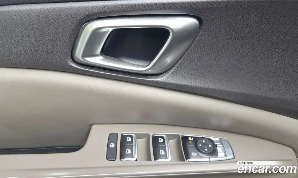 Kia Carnival 2024 2.2 автомат (гидро), фото 23 Kia Carnival 2024 2.2 автомат (гидро), фото 23