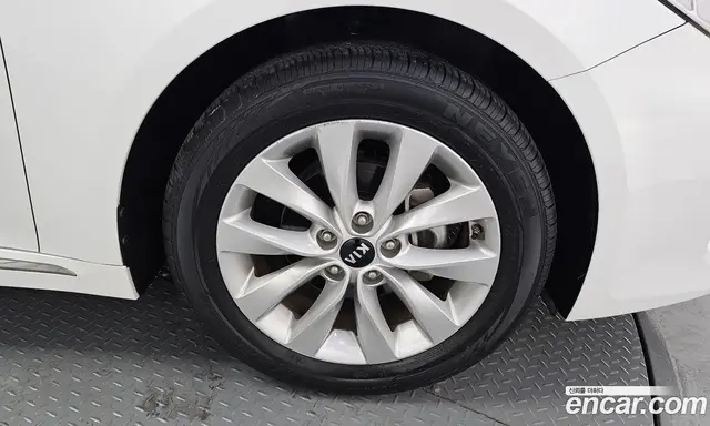 Kia K5 (Optima) 2016 2.0 автомат (гидро), миниатюра 7 Kia K5 (Optima) 2016 2.0 автомат (гидро), миниатюра 7