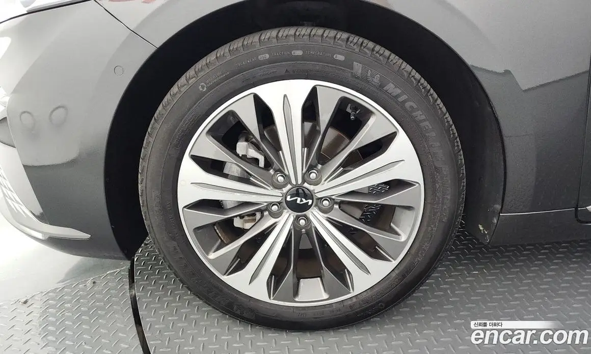Kia K8 2023 1.6 автомат (гидро), фото 5 Kia K8 2023 1.6 автомат (гидро), фото 5