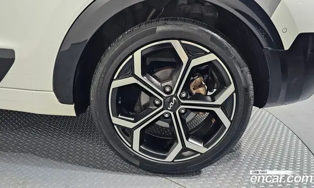 Kia Niro 2022 1.6 автомат (гидро), миниатюра 6 Kia Niro 2022 1.6 автомат (гидро), миниатюра 6