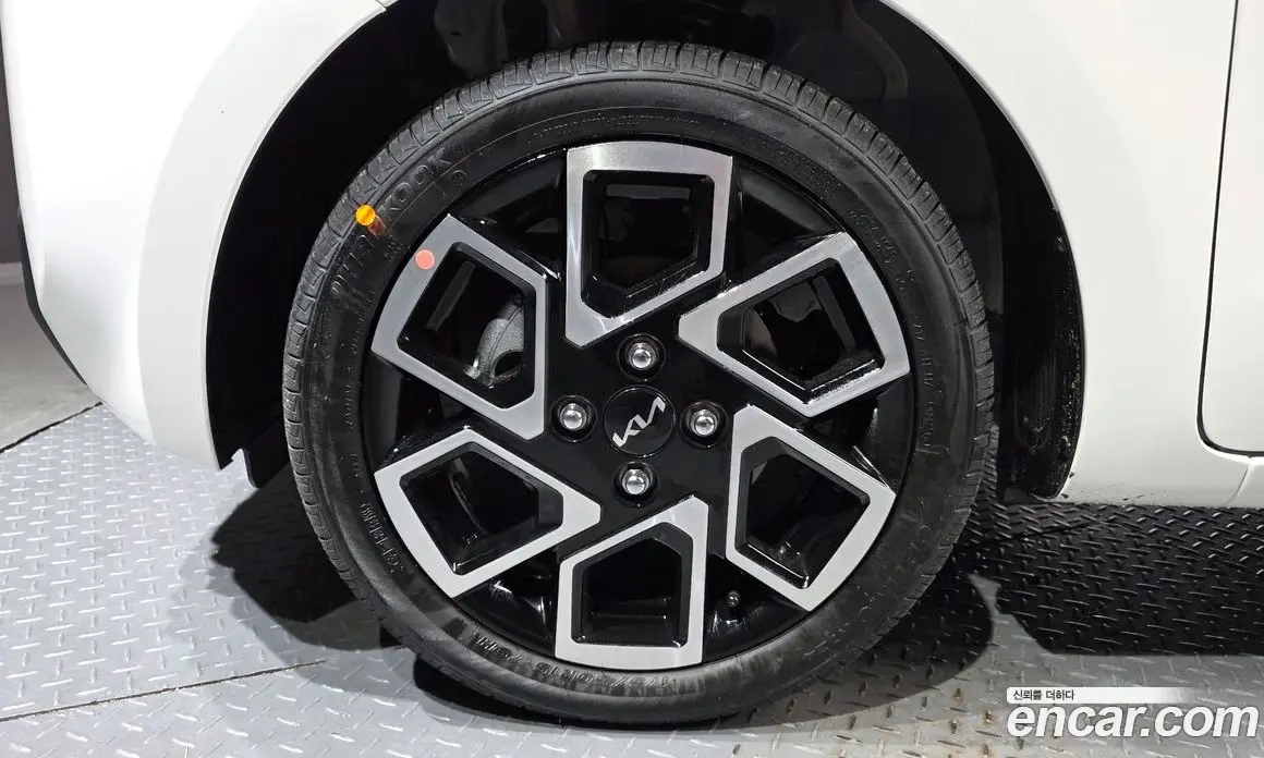Kia Ray 2026 1.0 автомат (гидро), фото 5 Kia Ray 2026 1.0 автомат (гидро), фото 5