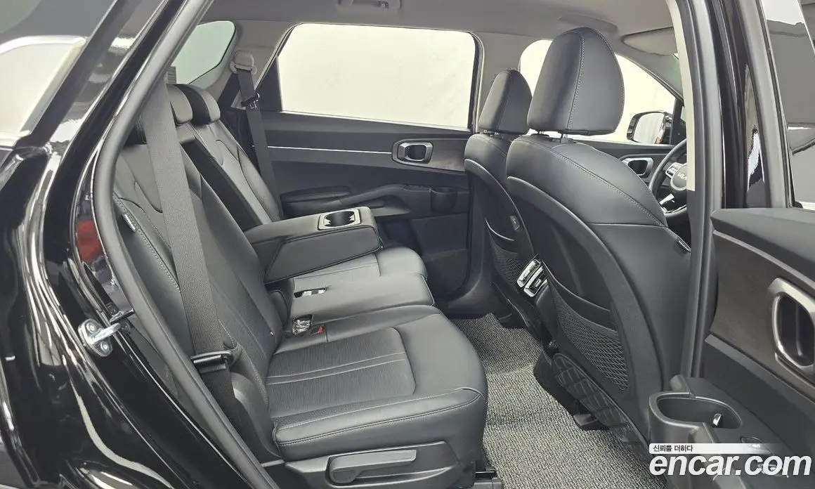 Kia Sorento 2025 2.5 автомат (гидро), фото 11 Kia Sorento 2025 2.5 автомат (гидро), фото 11