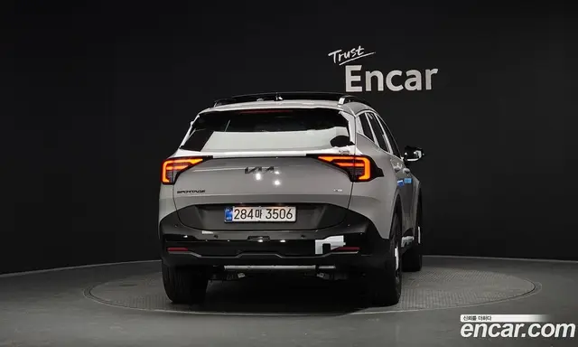 Kia Sportage 2026 1.6 автомат (гидро), миниатюра 4