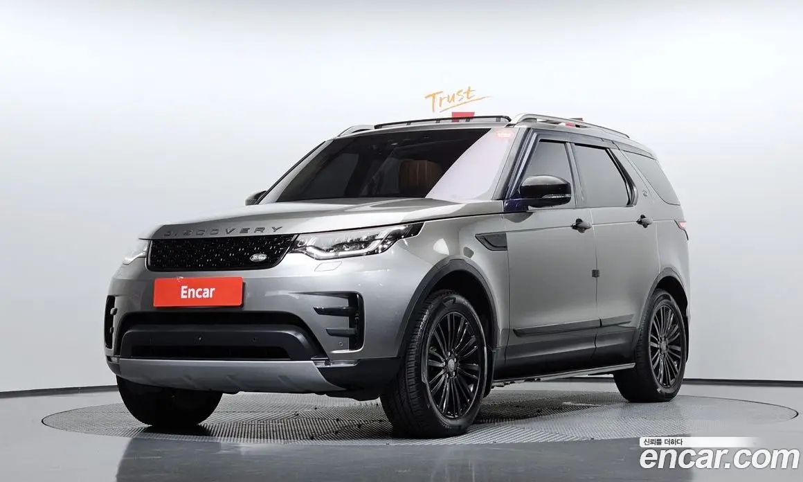 Land Rover Discovery 2017 3.0 автомат (гидро), фото 1 Land Rover Discovery 2017 3.0 автомат (гидро), фото 1
