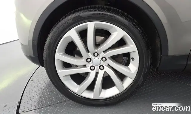 Land Rover Discovery 2017 3.0 автомат (гидро), миниатюра 5 Land Rover Discovery 2017 3.0 автомат (гидро), миниатюра 5