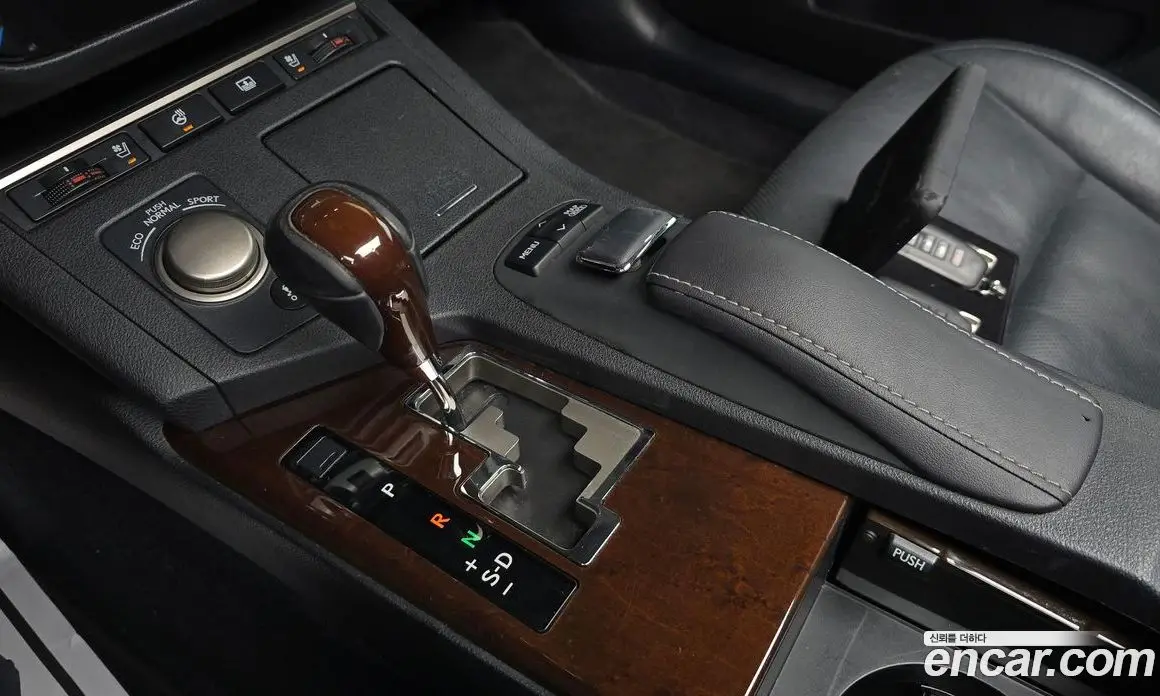 Lexus ES 2014 3.5 автомат (гидро), фото 12