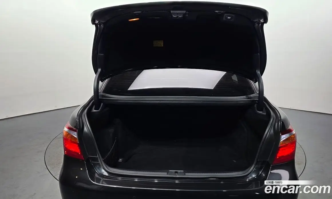 Lexus LS 2010 5.0 автомат (гидро), фото 20 Lexus LS 2010 5.0 автомат (гидро), фото 20
