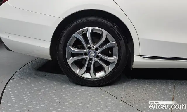 Mercedes-Benz C-Class 2016 2.0 автомат (гидро), миниатюра 5