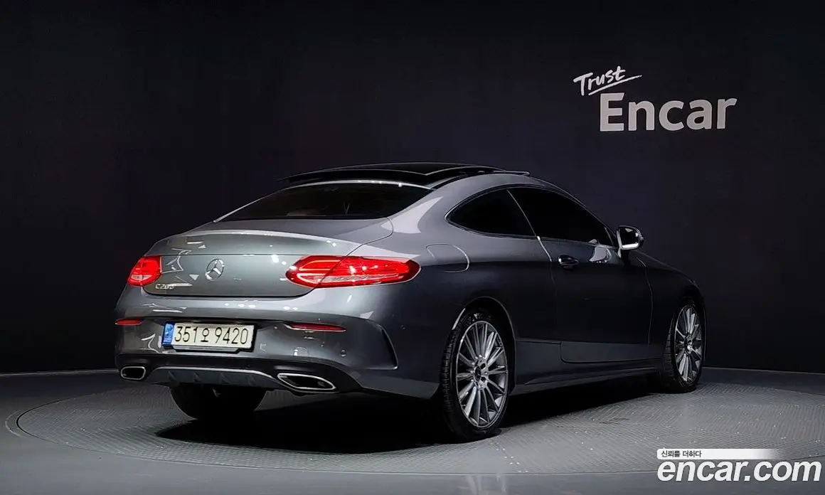Mercedes-Benz C-Class 2018 2.0 автомат (гидро), фото 2