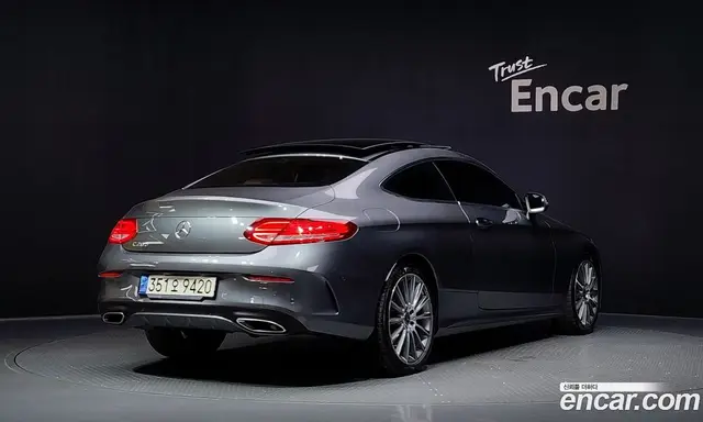 Mercedes-Benz C-Class 2018 2.0 автомат (гидро), миниатюра 2