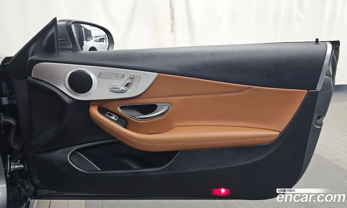 Mercedes-Benz C-Class 2018 2.0 автомат (гидро), фото 15