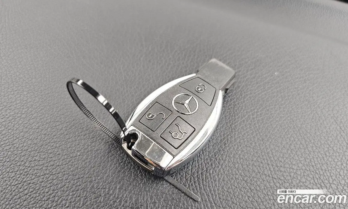Mercedes-Benz C-Class 2018 2.0 автомат (гидро), фото 31