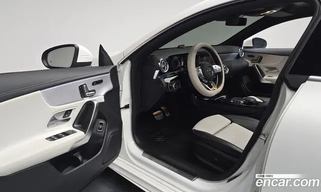 Mercedes-Benz CLA-Class 2020 2.0 автомат (гидро), миниатюра 12