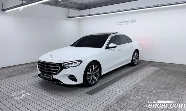 Mercedes-Benz E-Class 2024 2.0 автомат (гидро), миниатюра 1 Mercedes-Benz E-Class 2024 2.0 автомат (гидро), миниатюра 1